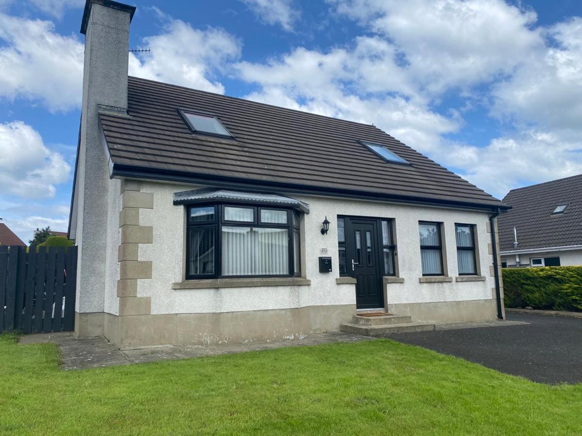 Holiday Home in Ballycastle - Fáinne na Cairde Exterior foto